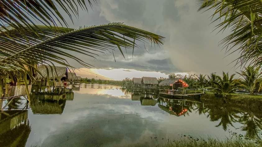 Hồ câu cá Hồng Tước